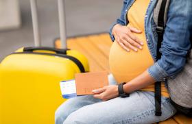 Voyage et grossesse : compatibilité et précautions