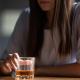 Alcool et grossesse : toutes les consommations sont à risque