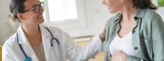 Bientraitance en périnatalité : les soignants et les femmes d’abord