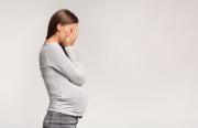 La prévalence des idées suicidaires au cours de la grossesse serait de 8 % selon une méta-analyse