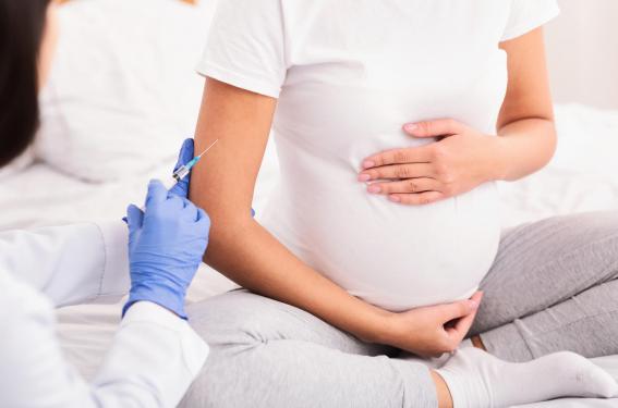 Vacciner les femmes enceintes contre la Covid 19 protège aussi les nourrissons Vacciner les femmes enceintes contre la Covid 19 protège aussi les nourrissons